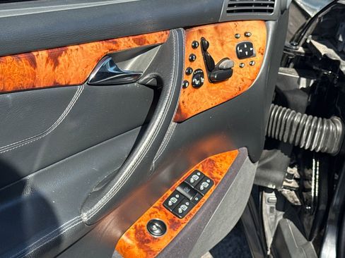 Used 2006 Mercedes-Benz CL 500 image 16