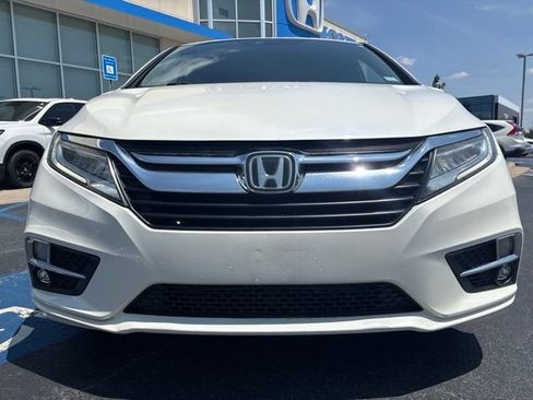 Used 2019 Honda Odyssey Elite image 2
