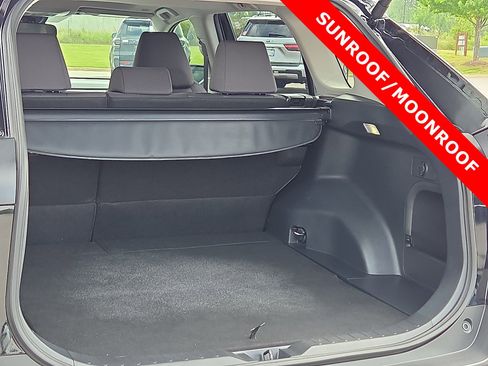 Used 2025 Toyota RAV4 XLE w/ Convenience Package AWD/4WD image 9