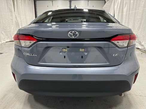 Used 2025 Toyota Corolla LE w/ LE Premium Package image 6