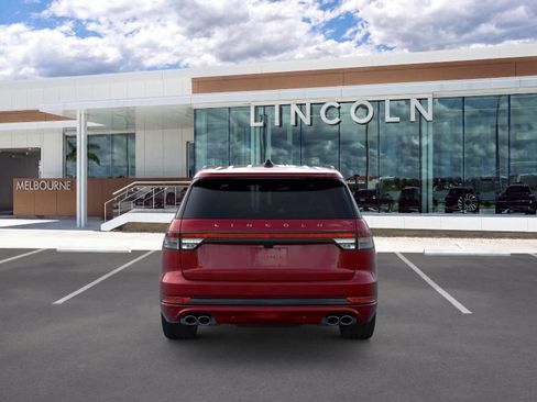 New 2026 Lincoln Aviator Reserve w/ Jet Appearance Package AWD/4WD image 5