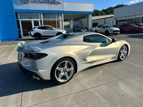 Used 2021 Chevrolet Corvette Stingray Premium Conv w/ Z51 Performance Package image 12
