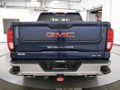 Used 2021 GMC Sierra 1500 SLE w/ X31 Off-Road Package AWD/4WD image 6