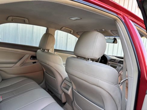 Used 2007 Toyota Camry LE image 17