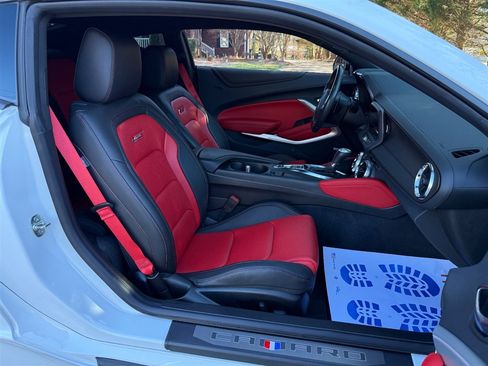 Used 2024 Chevrolet Camaro SS image 62