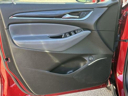 Used 2024 Buick Enclave Essence w/ Sport Touring Edition image 20