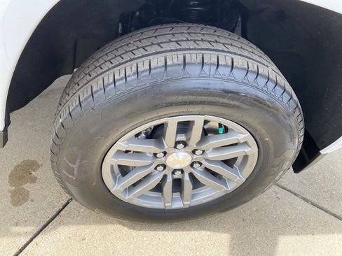 Used 2023 Chevrolet Colorado LT w/ LT Convenience Package image 31