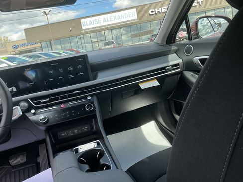 New 2026 Hyundai Sonata SEL image 18