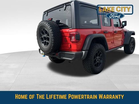 Used 2024 Jeep Wrangler Unlimited AWD/4WD image 6