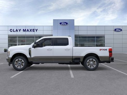 New 2026 Ford F250 King Ranch w/ FX4 Off-Road Package image 3