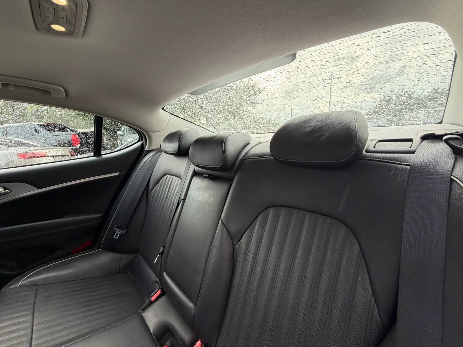 Used 2019 Genesis G70 2.0T Advanced w/ Elite Package RWD image 23