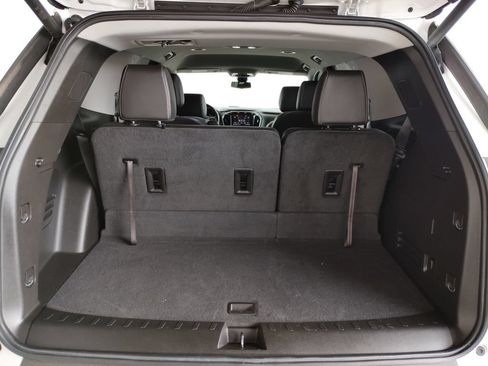 Used 2020 Chevrolet Traverse RS AWD/4WD image 19