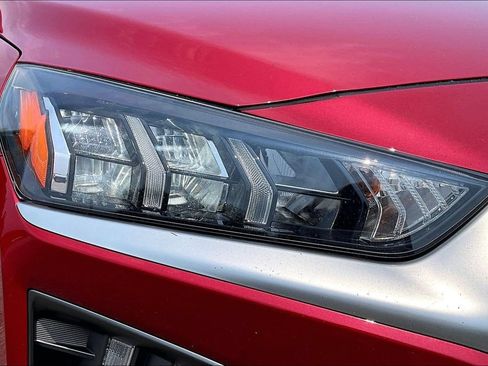 Used 2020 Hyundai Ioniq SEL FWD image 29