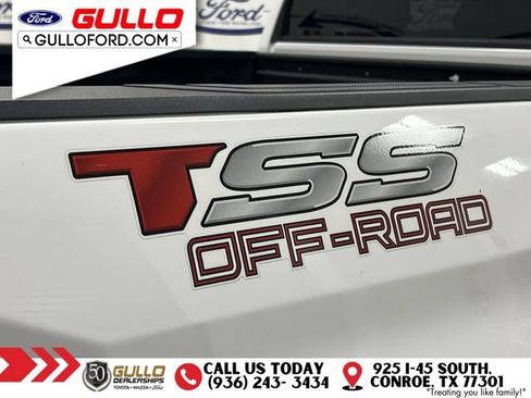 Used 2021 Toyota Tundra SR5 w/ SR5 Upgrade Package AWD/4WD image 31
