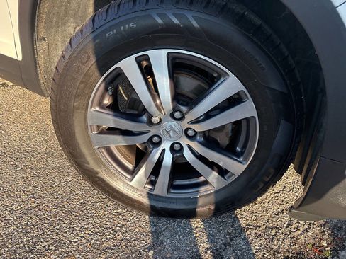 Used 2018 Honda Pilot EX-L image 11