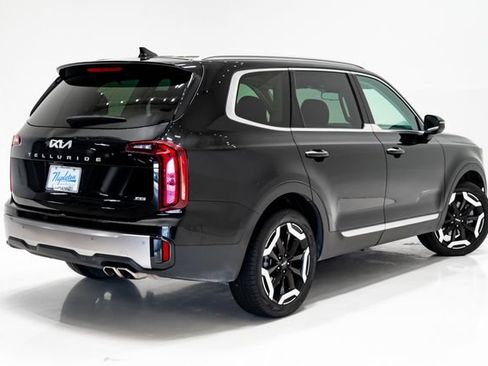 Certified 2025 Kia Telluride S AWD/4WD image 32