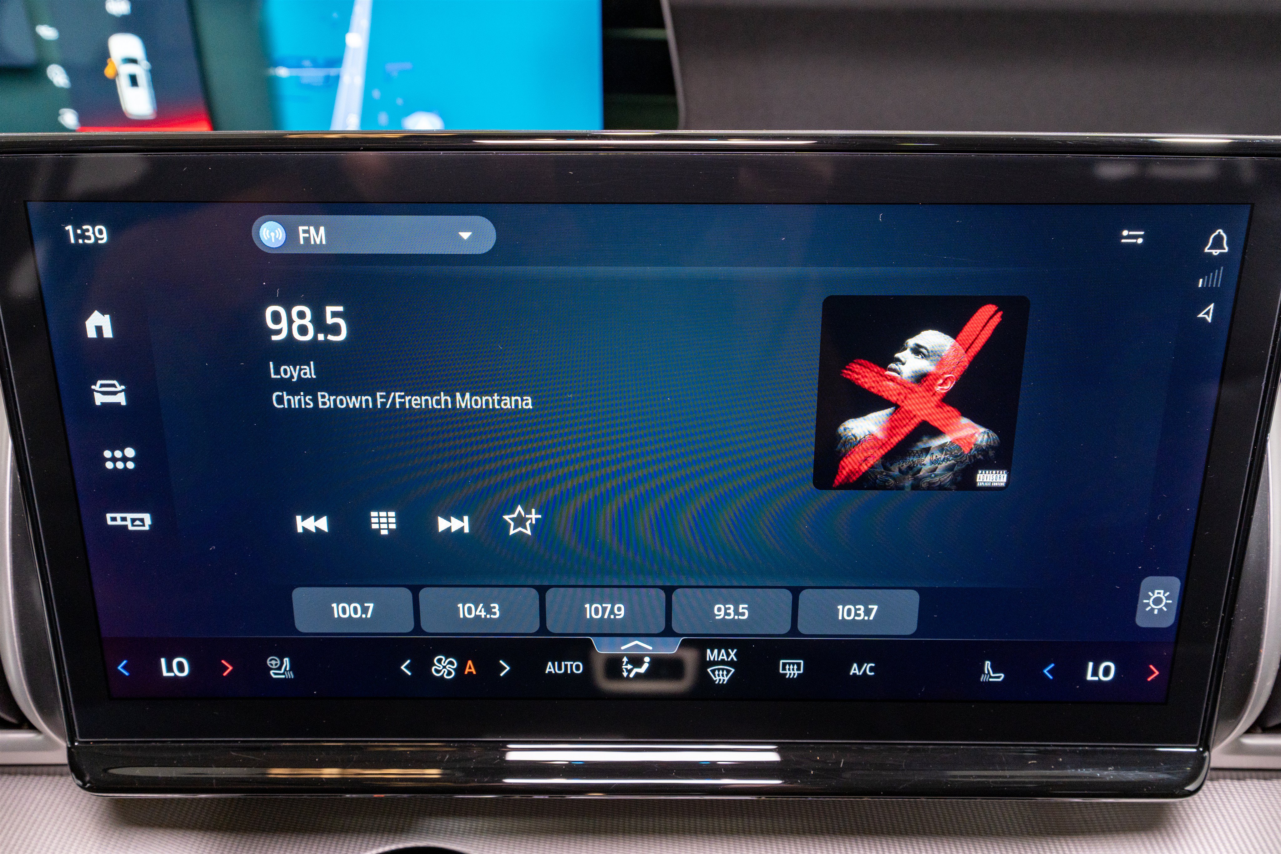 Used 2025 Ford Expedition Active AWD/4WD image 19