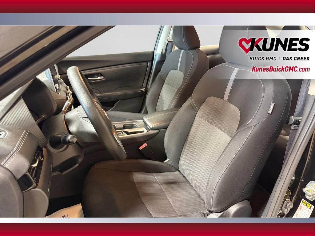 Used 2024 Nissan Sentra SV FWD image 23