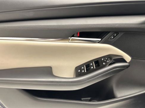 Used 2024 MAZDA MAZDA3 s FWD image 13