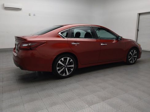 Used 2017 Nissan Altima 2.5 SR image 10