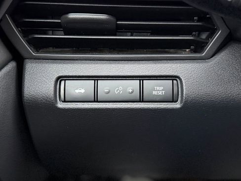 Used 2021 Nissan Altima 2.5 SR w/ SR Premium Package image 20