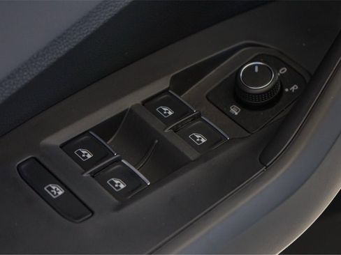 New 2026 Volkswagen Jetta SEL image 18