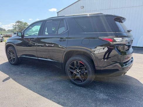 Used 2020 Chevrolet Traverse Premier w/ Redline Edition AWD/4WD image 7