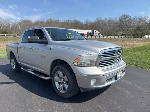 Used 2015 RAM 1500 Big Horn image 3