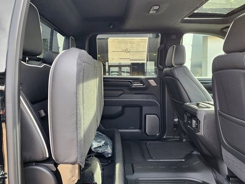 New 2026 GMC Sierra 2500 AT4X w/ LPO, Black Badging Package image 50