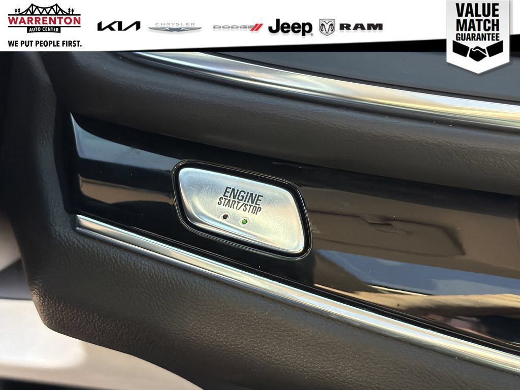 Used 2023 Buick Enclave Avenir w/ Avenir Technology Package AWD/4WD image 25