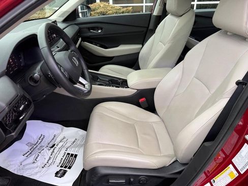 Used 2023 Honda Accord Touring image 16