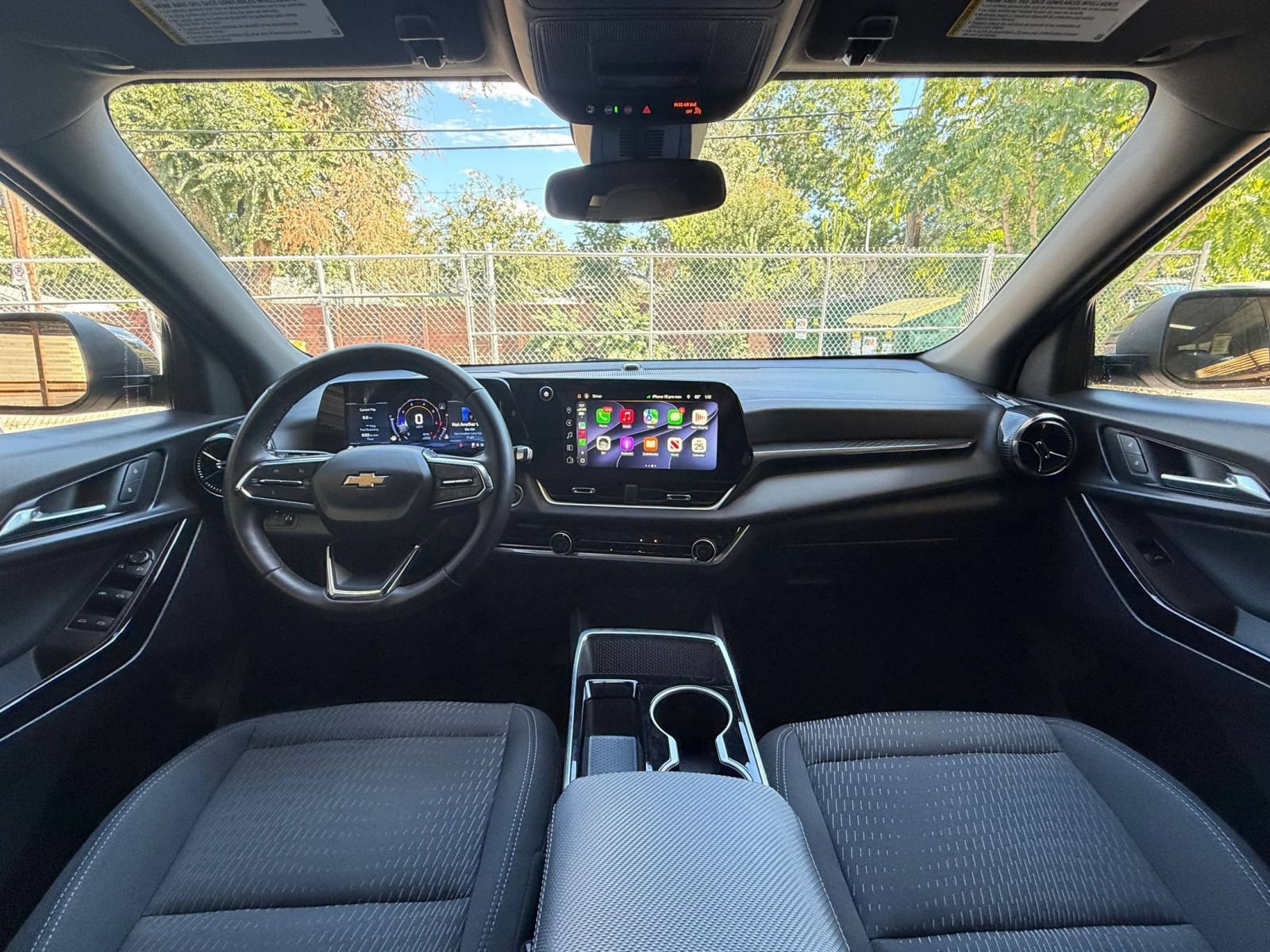 Used 2025 Chevrolet Equinox LT AWD/4WD image 33