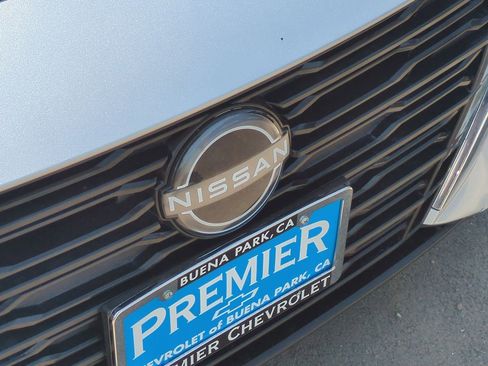 Used 2024 Nissan Altima 2.5 SV FWD image 29