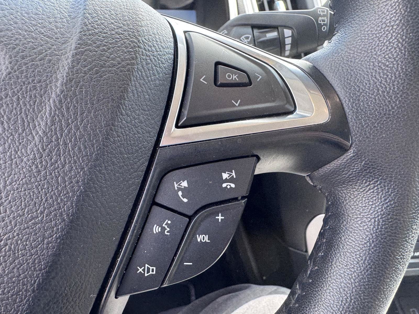Used 2024 Ford Edge SEL w/ Convenience Package AWD/4WD image 16