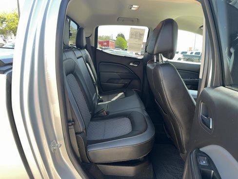 Used 2018 Chevrolet Colorado Z71 AWD/4WD image 21