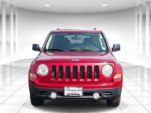Used 2011 Jeep Patriot Latitude FWD image 5