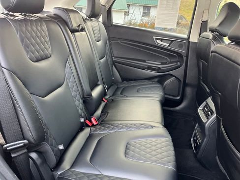 Used 2024 Ford Edge Titanium image 35