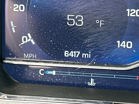 Used 2024 Chevrolet Silverado 2500 ZR2 w/ Technology Package image 29