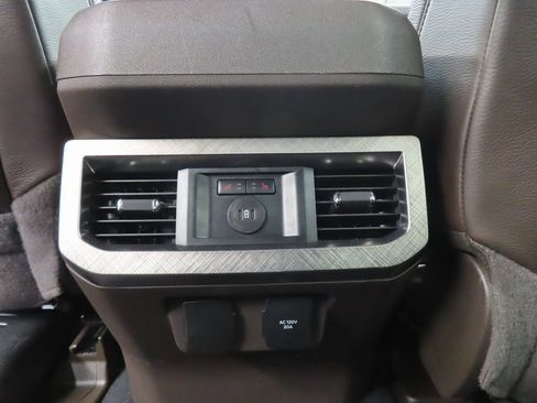 Used 2024 Ford F250 King Ranch image 11