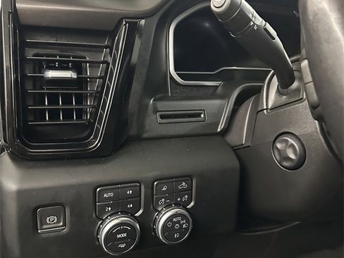 Used 2022 GMC Sierra 1500 AT4 w/ AT4 Premium Package image 17