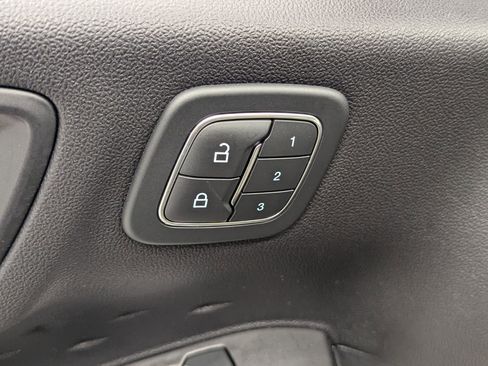 Used 2020 Ford Escape Titanium w/ Titanium Premium Package 2.0 image 15