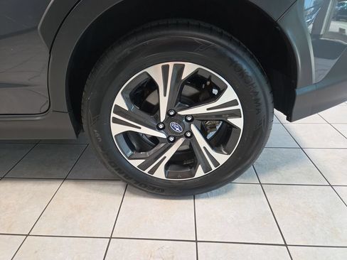 Used 2025 Subaru Crosstrek 2.5i Premium AWD/4WD image 50