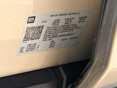 Certified 2023 Cadillac Escalade ESV Sport Platinum w/ LPO, Floor Liner Package image 32