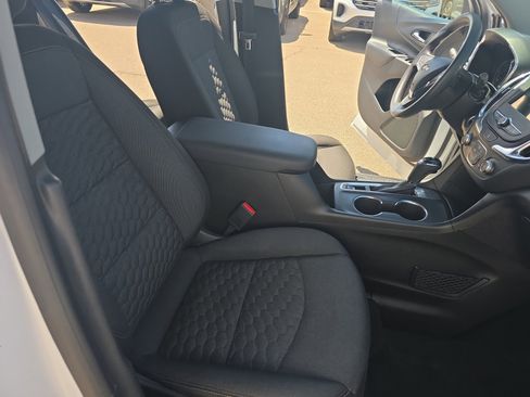 Used 2019 Chevrolet Equinox LT image 19