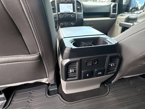 Used 2019 Ford F150 XLT w/ Equipment Group 302A Luxury AWD/4WD image 16
