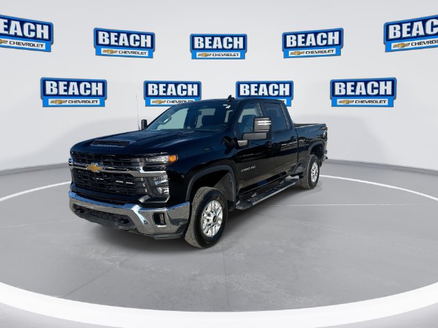 Used 2025 Chevrolet Silverado 2500 LT w/ Convenience Package AWD/4WD image 4