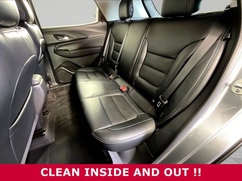 Used 2024 Chevrolet TrailBlazer LS FWD image 19
