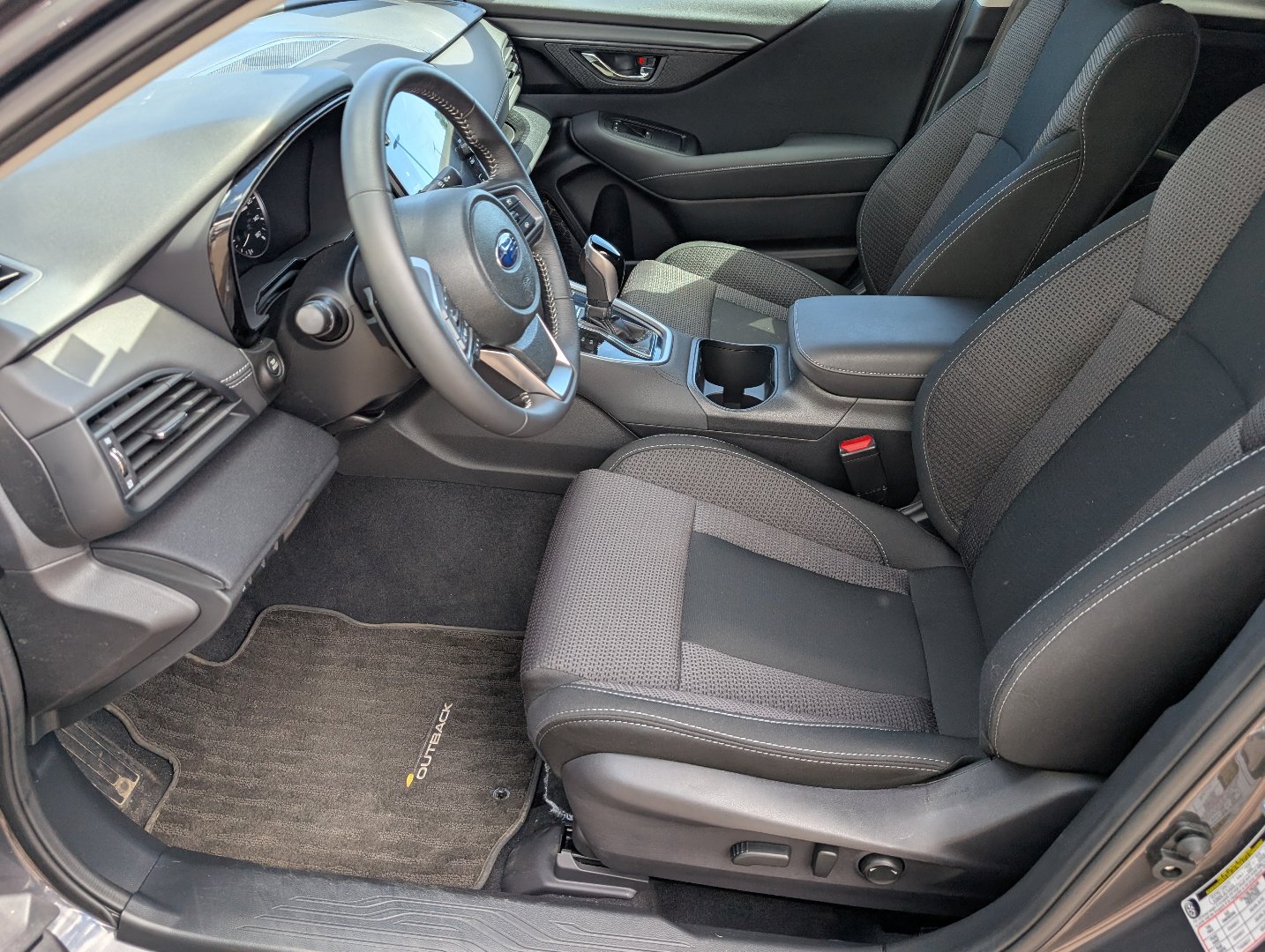 Certified 2025 Subaru Outback Premium AWD/4WD image 10