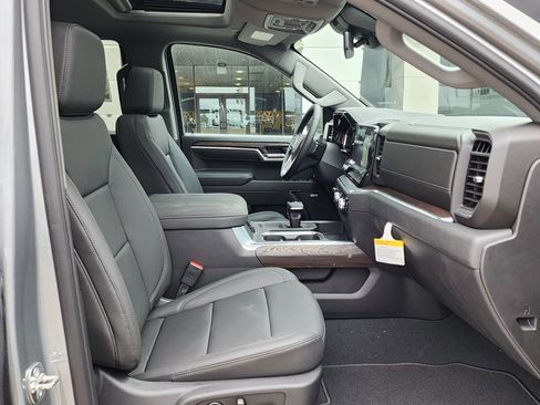 New 2026 GMC Sierra 1500 SLT w/ SLT Premium Plus Package AWD/4WD image 39