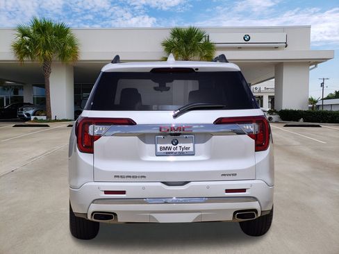Used 2023 GMC Acadia Denali w/ Denali Ultimate Package AWD/4WD image 5